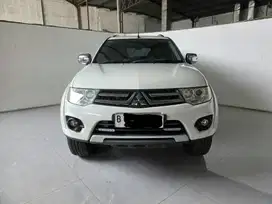 Mitsubishi Pajero Dakar 2.5 diesel AT ( Matic ) 2015 Putih plat genap