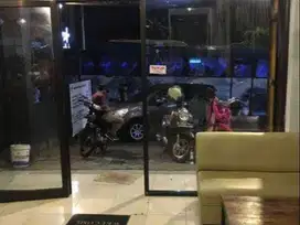 Disewakan Ruko Eks Cafe Full Perabotan Polowijen Malang Strategis