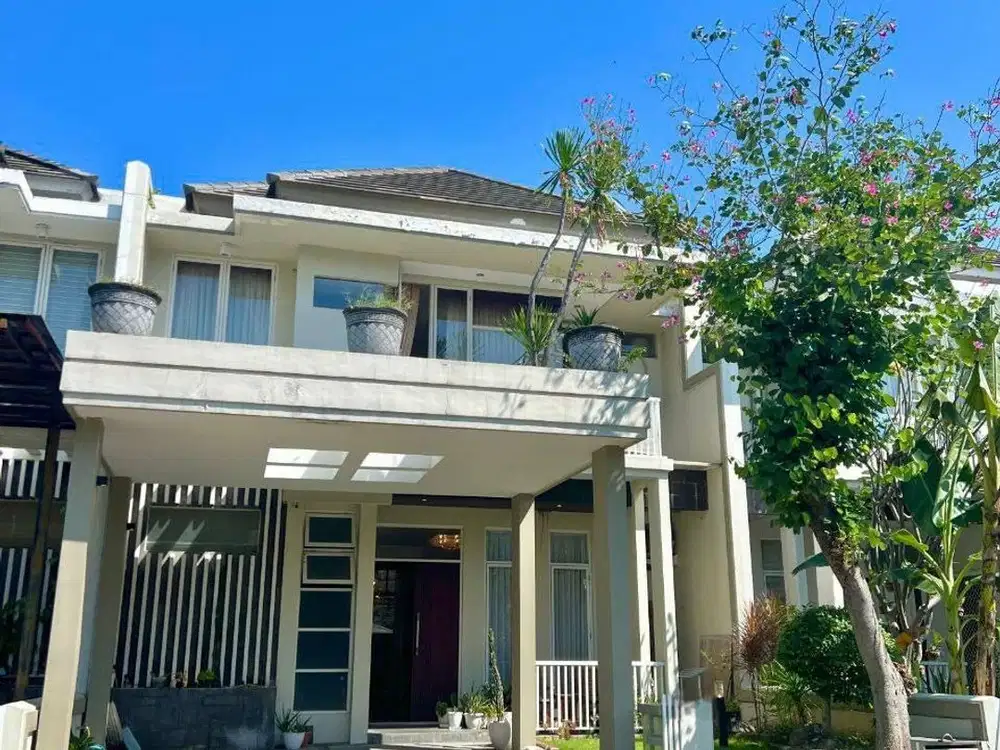 Rumah Terawat 4 KT di Royal Residence Surabaya Cluster Addington Nego