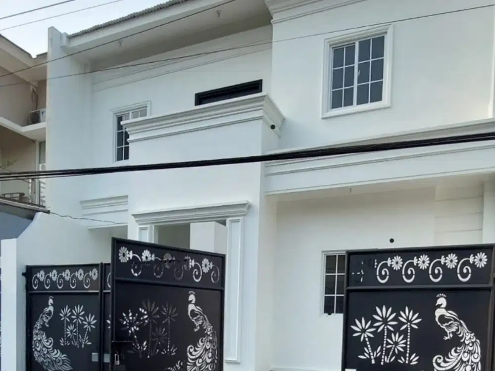 Dijual rumah siap huni di Villa Melati Mas dekat Candle tree, Binus
