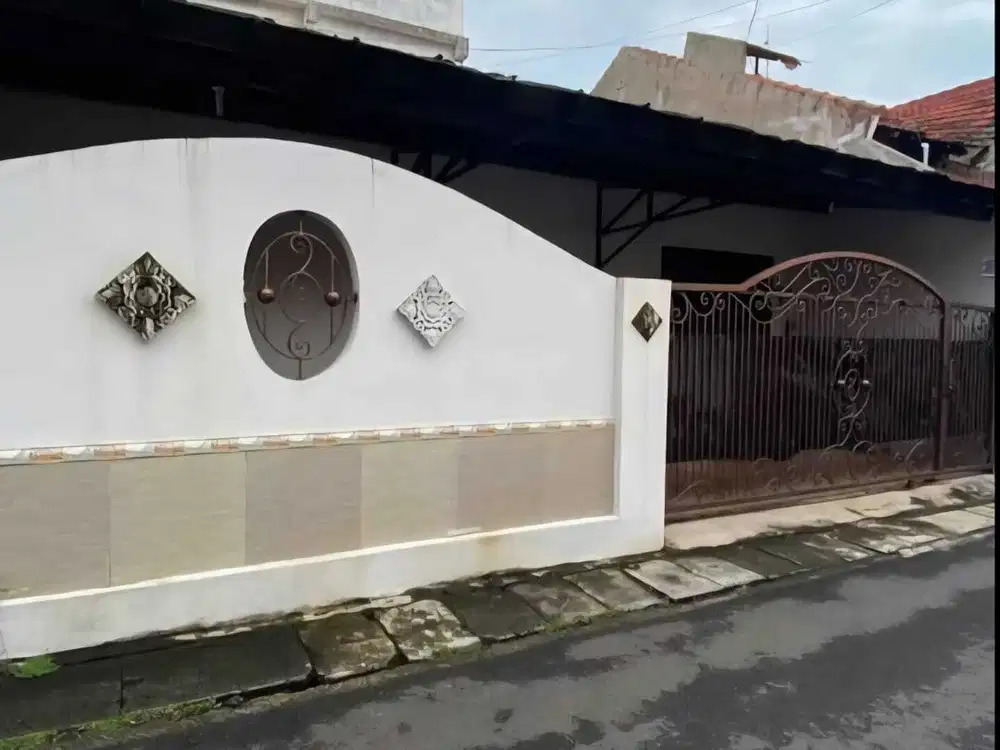 Dijual Rumah Bagus Siap Huni Di Seteran Semarang