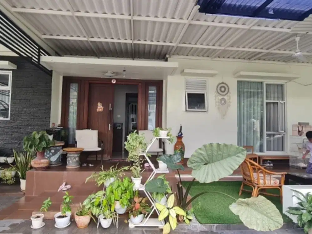 Dijual cepat rumah Di Versailles BSD dekat tol, pasmod, stasiun