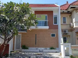 rumah taman mutiara pakuwon city surabaya timur