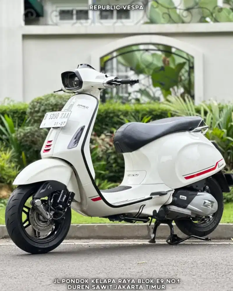 DIJUAL CEPAT VESPA SPRINT S 150 IGET ABS LED TH 2022 PERFECT CONDITION