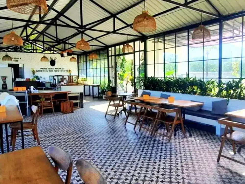 Dijual Rumah + Cafe Strategis Full View Gunung & Kota di Bumiaji, Batu