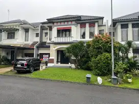 Rumah mewah furnished di the green BSD