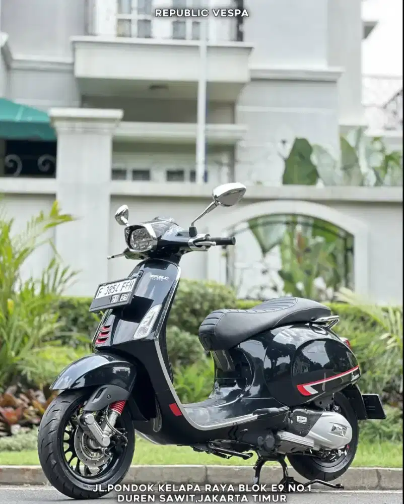 DIJUAL CEPAT VESPA SPRINT S 150 IGET ABS LED TH 2019 PERFECT CONDITION