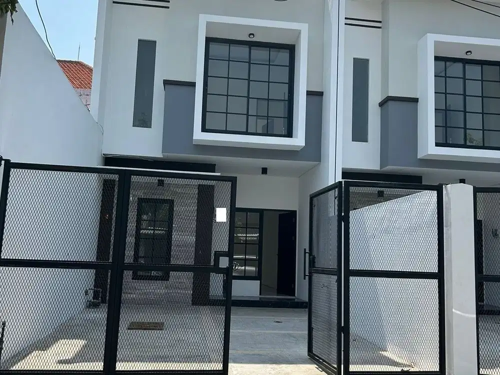 Rumah Baru 2 Lantai Daerah Rungkut Asri Surabaya Timur