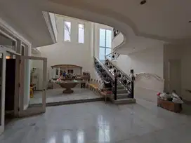 Dijual Rumah Graha Famili Dekat Citraland Pakuwon Indah Dian Istana