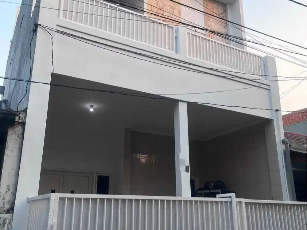 Rumah Minimalis 2 Lantai Di Perum Rungkut Mapan Surabaya