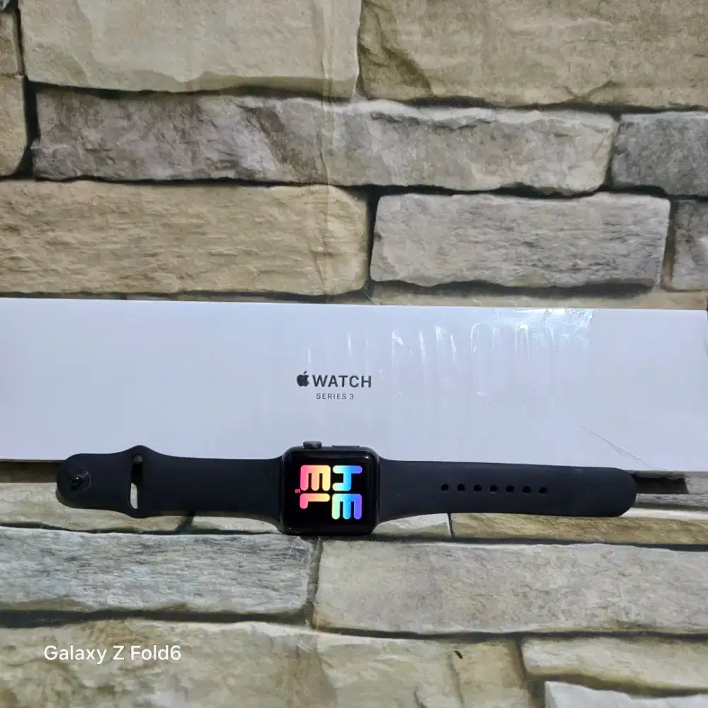 Apple Watch Series 3 38mm BH 87% Fulset segel mulus 90%