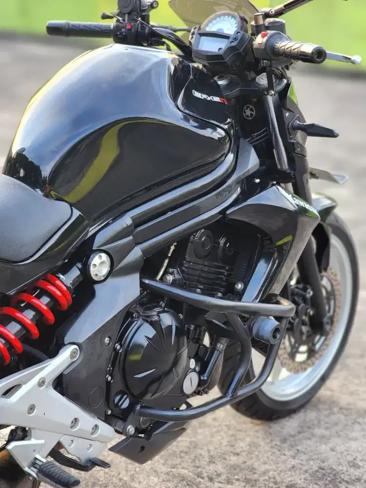Kawasaki 650 ER6/ER6N Black