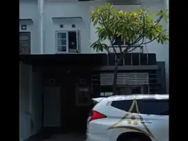 RUMAH CANTIK DISEWAKAN  PERUMAHAN DIAN REGENCY