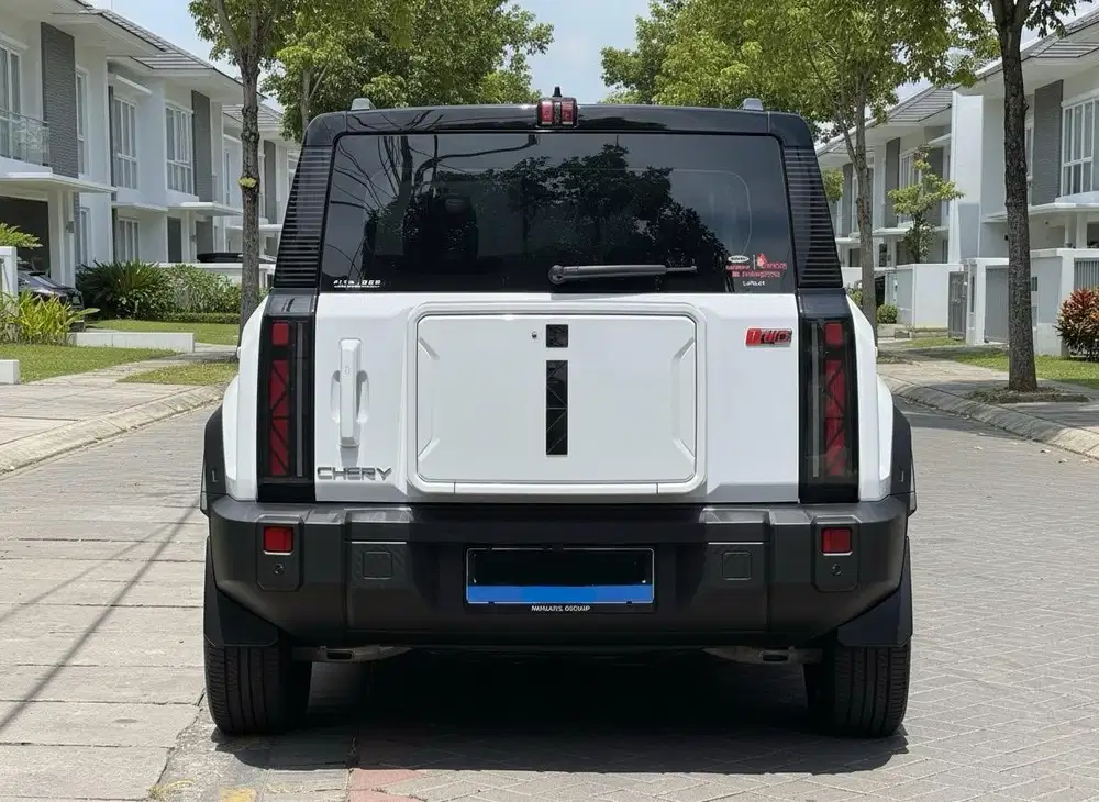 Cherry J 6 iWD Premium long range At 2025 km +/- 9.800