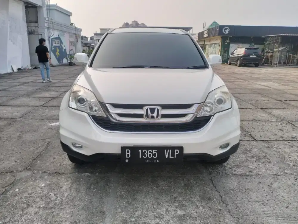 Honda Crv 2.4 matic Putih 2011