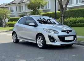 Mazda 2 R At 2010 km +/- 91.000