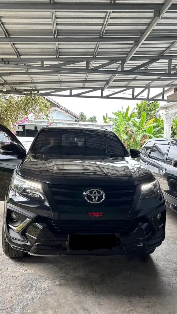 Mobil Toyota Fortuner