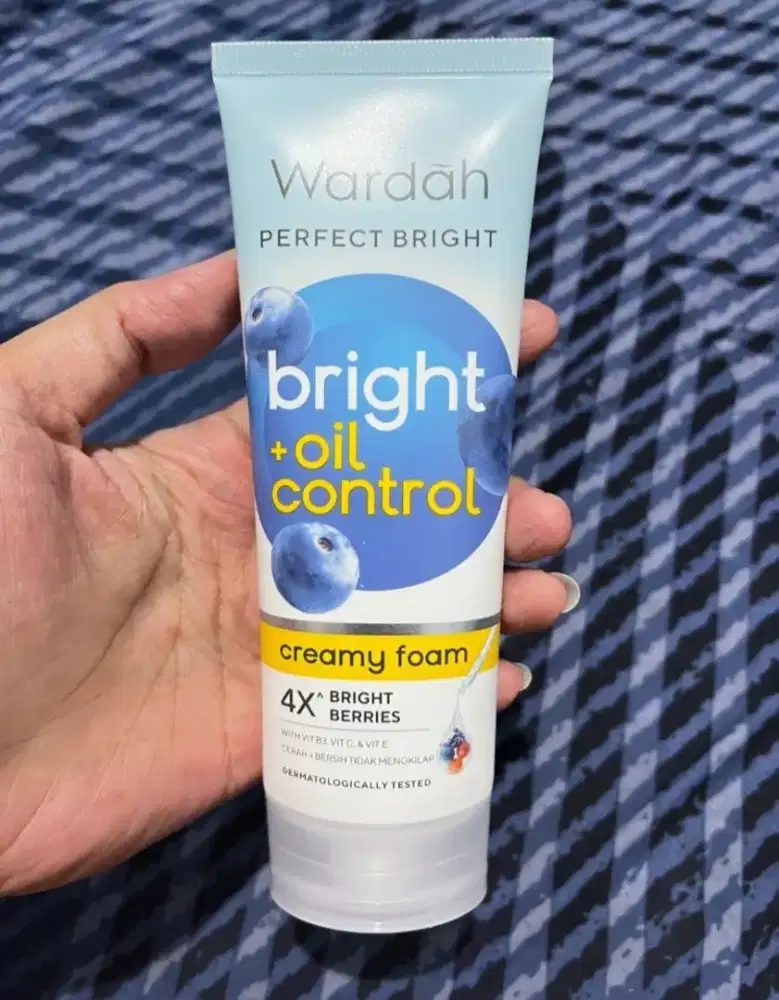 [NEW Wardah 100ml] Facial Wash Perfect Bright Creamy Foam Oil Control