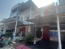 Dijual rumah bersih Golf lake uk 6x15 hadap tenggara