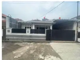 DILELANG Murah Rumah 1.5 lantai bagus di Jl Sekelimus I No. 7, Bandung