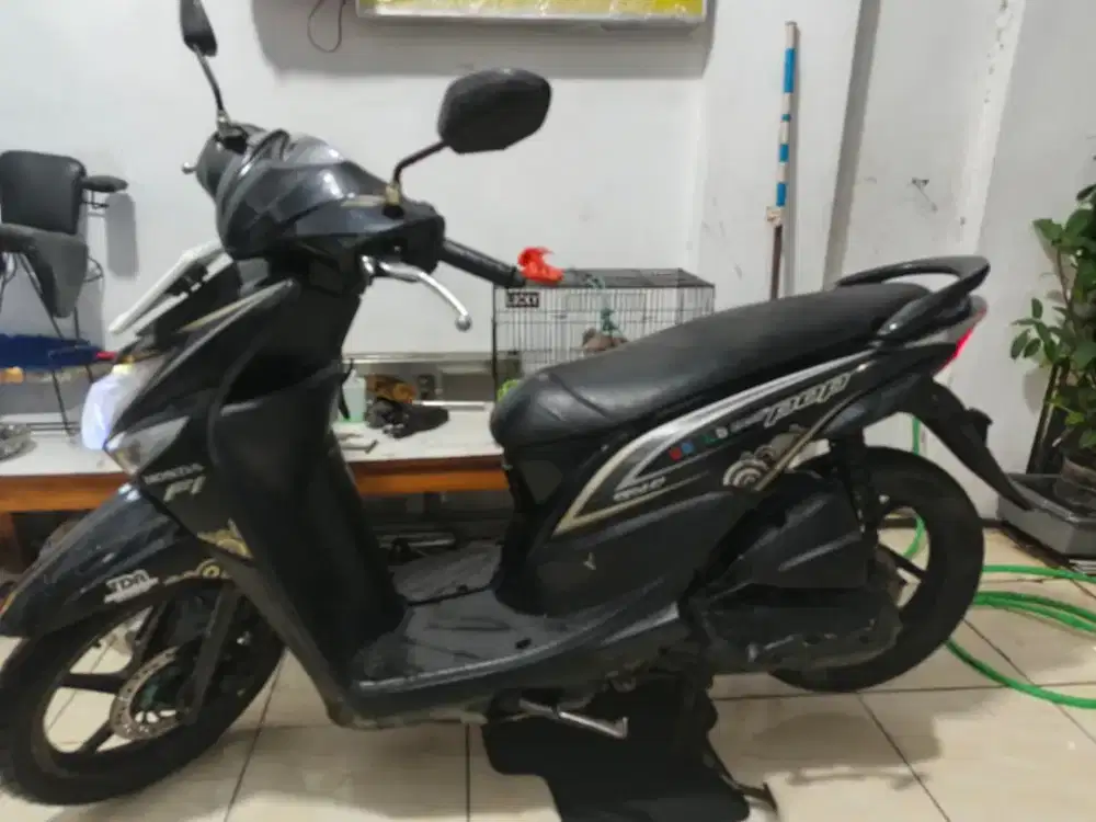 Beat pop motor rawatan pemakaian pribadi pajak on
