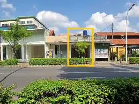 Disewakan Kios, Luas 50m2 di Kemang Raya