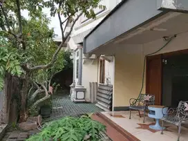 RUMAH KLASIK MEWAH