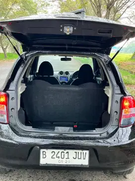 Jual mobil Nissan March