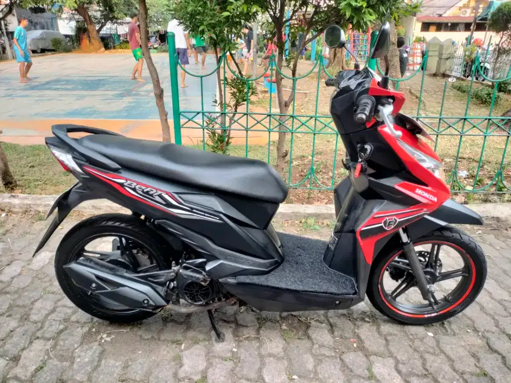 HONDA BEAT FI ECO ISS 2018 pajak panjang/B dki