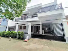 Rumah Modern Luas 175 Duren Sawit Jakarta Timur