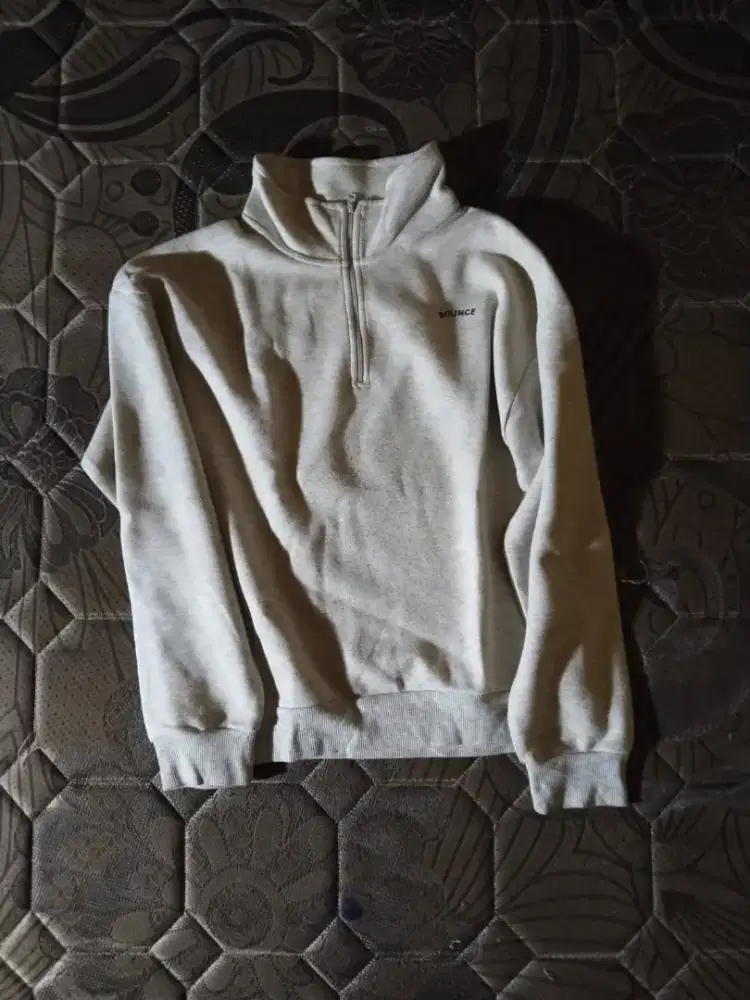 Crewneck Sweater Jumper Polos Abu-Abu Basic Tebal