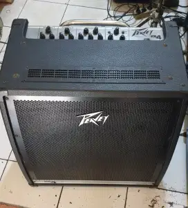 Amply Keybord Peavey Kb4 USA.