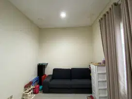 Rumah Bagus Di Green Lake City Luas 8x18 2 Lantai Harga 3,3M Nego