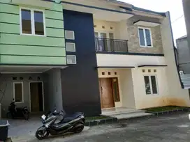 Rumah Bambu Apus Jakarta Timur