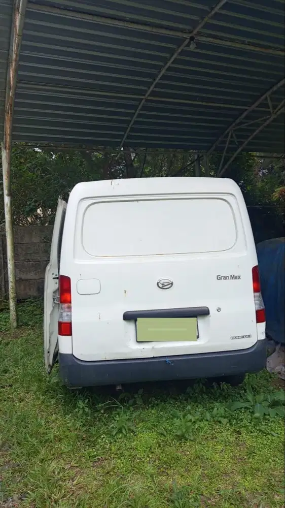 Daihatsu Gran Max Blind Van 2017