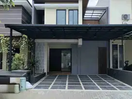 Dijual Rumah Baru, Full Furnished, 2 Lantai di Dian Istana, Wiyung, Surabaya
