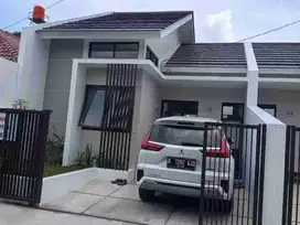 dijual rumah baru cisaranteun Arcamanik