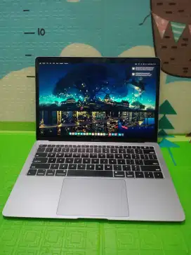 Laptop MacBook Air Retina 13inch 2018 core i5 8/SSD 128gb