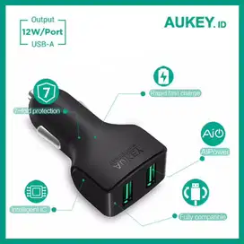 cas mobil / car charger aukey 24W dual ports
