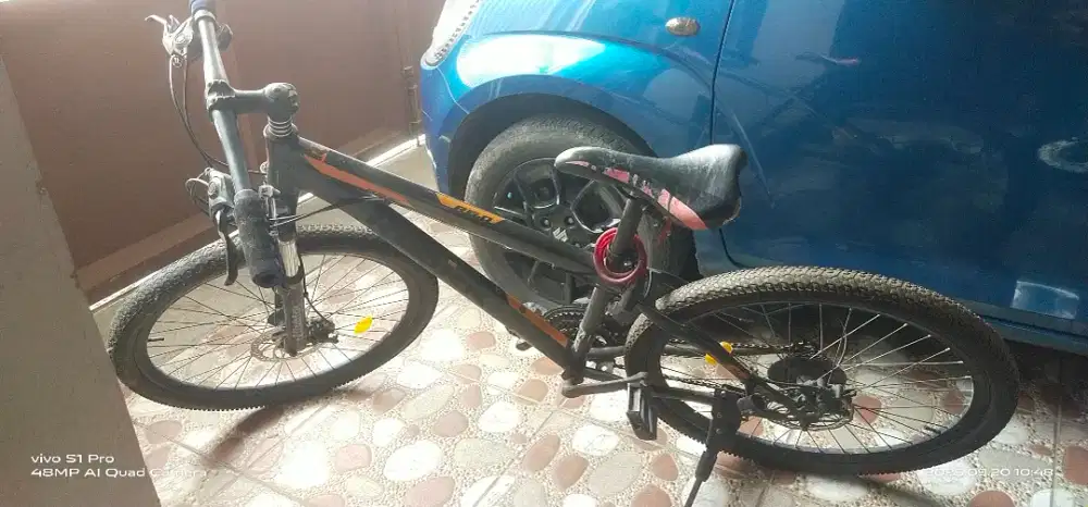 Dijual cepat sepeda gunung kondisi baik dan siap touring