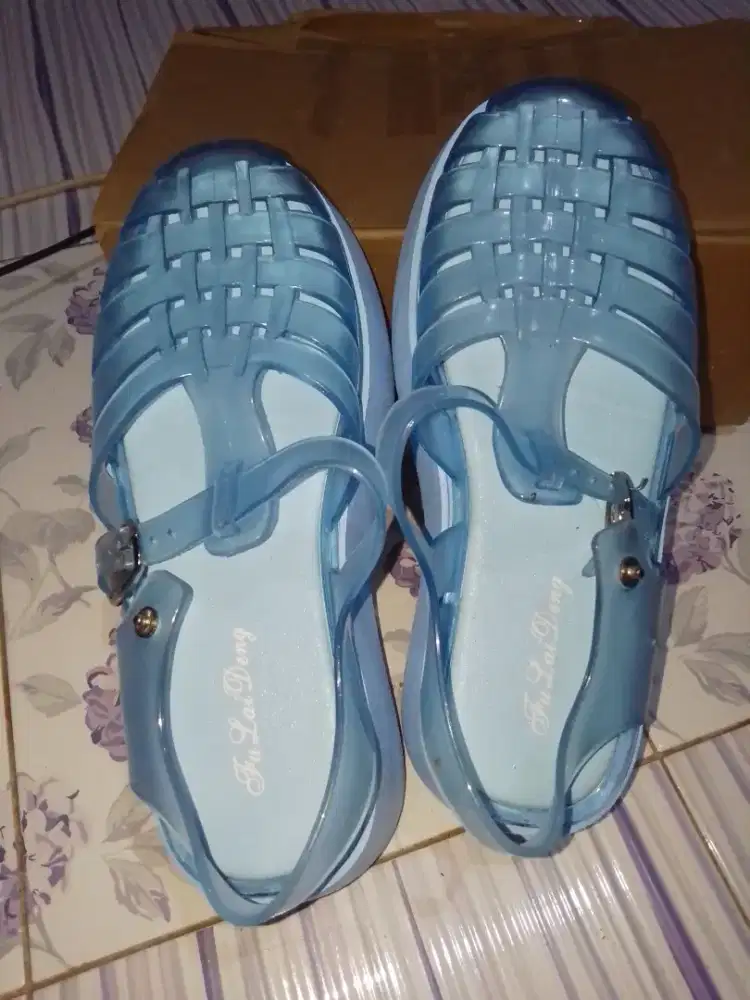 Jual sendal baru blue