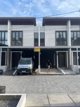Disewakan / Dikontrakan Alana Gunungsari indah Surabaya barat
