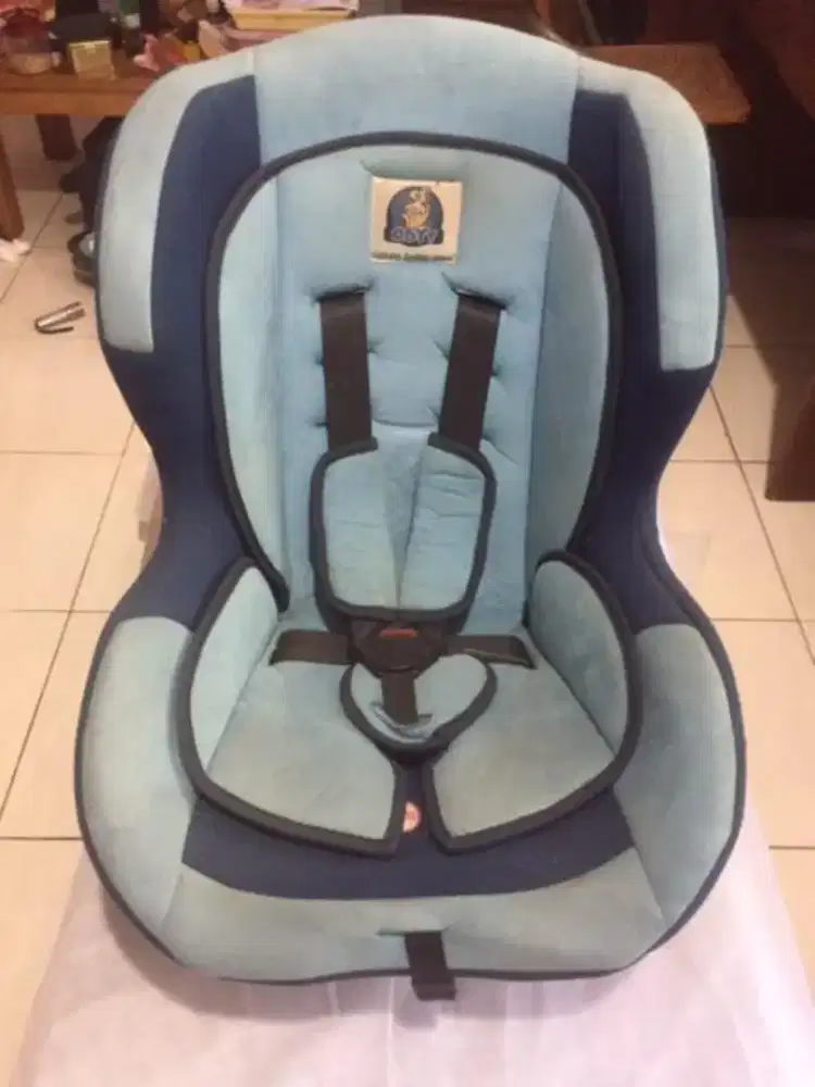 Car seat bayi dan anak
