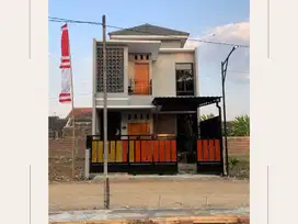 Dijual rumah tipe 80/72 di perumahan griya adi palur