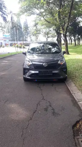Daihatsu Sigra 1.2 X MT 2022
