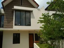 Dijual Rumah Cantik dan Asri di Jakarta selatan