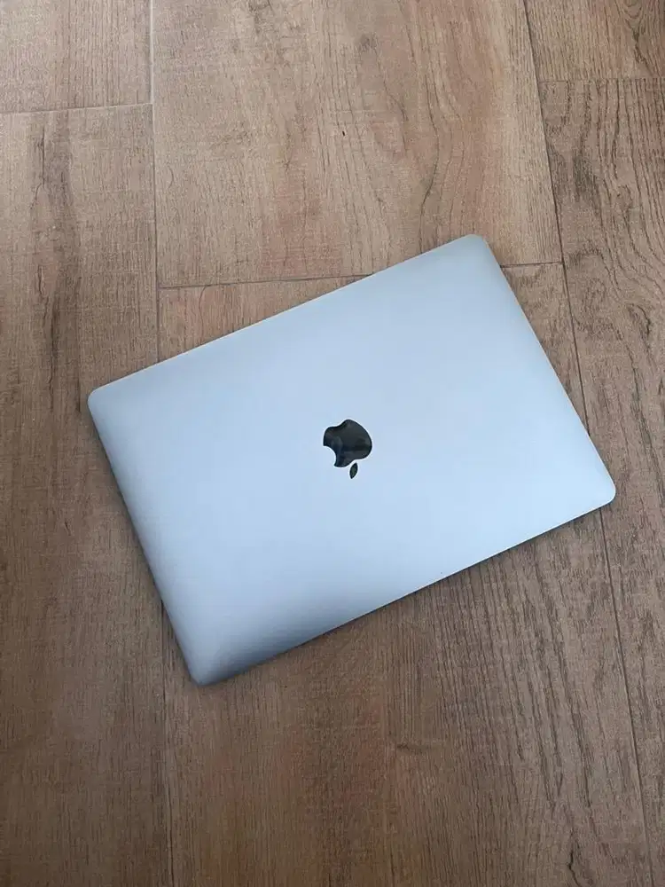Macbook Pro 2017 i7 16/256GB Apple