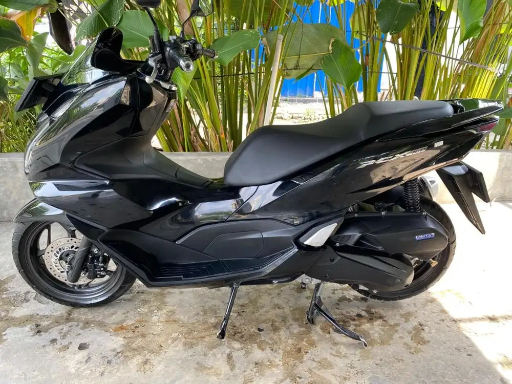 Honda PCX tahun 2023