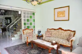 Rumah villa siap huni