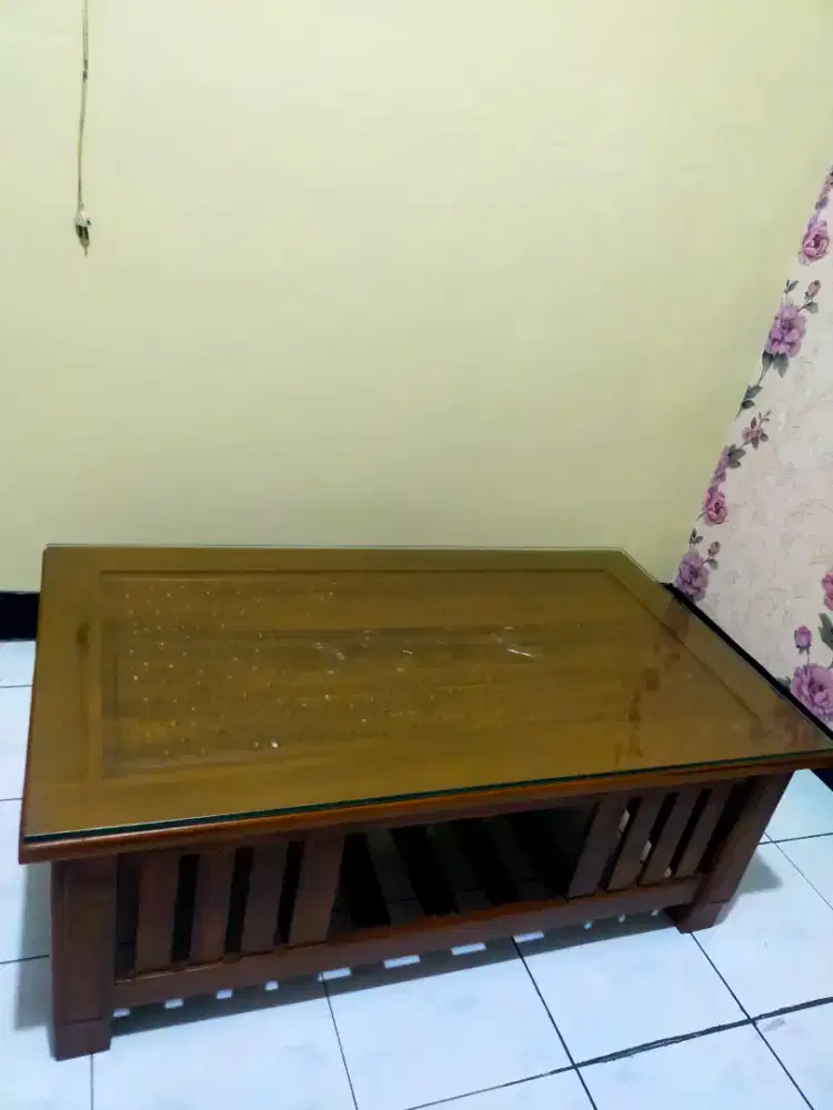 Meja tamu kayu jati masih cakep